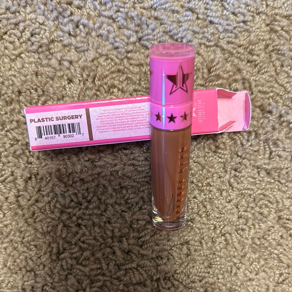 Jeffree Star Velour Liquid Lipstick in Plastic Surgery with Pink Cap